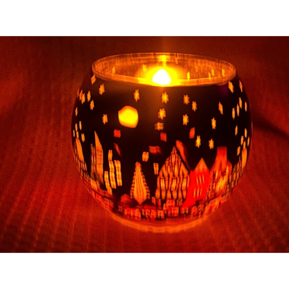 Leuchtglas Hand Painted Glass Tea Light Candle Holder Starry Village Scene NIB